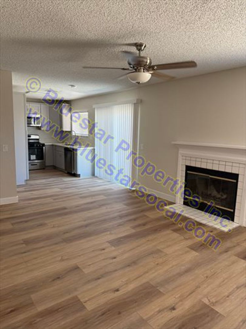 GREAT 2 STORY HOME!! CALL AND APPLY TODAY! – photo 5