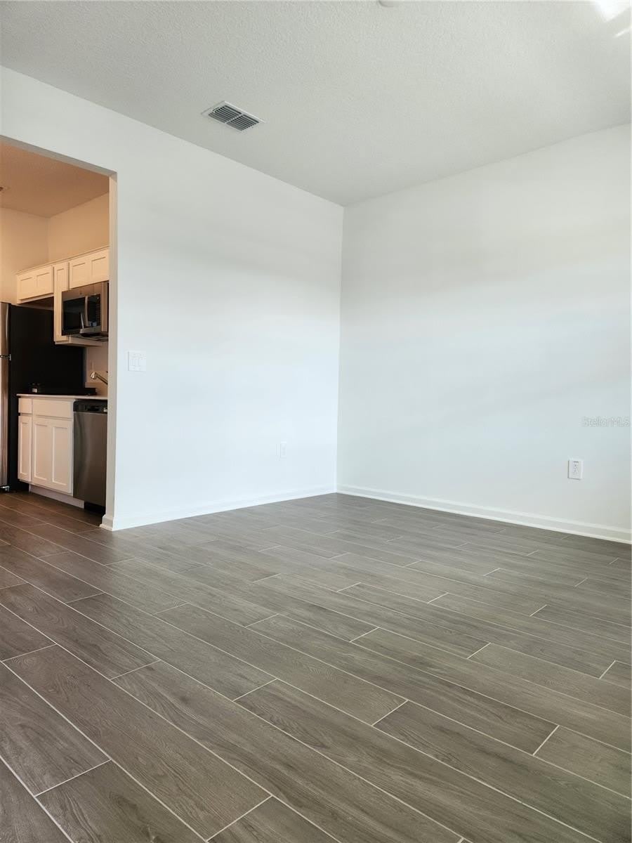 997 WATERFALL Boulevard – photo 3