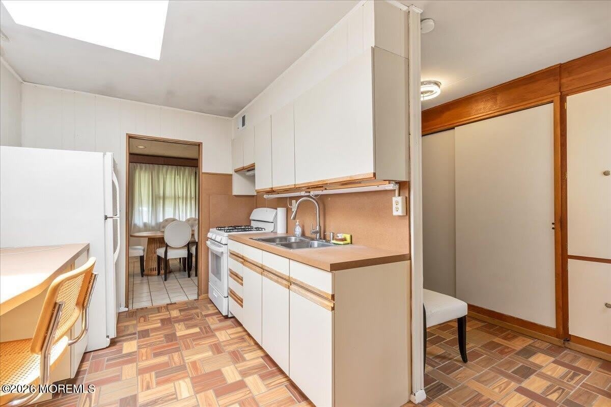 223 West End Avenue – photo 4
