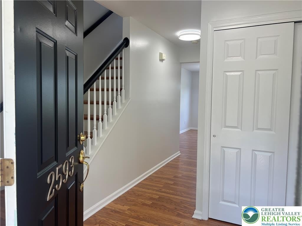 2593 Halleck Drive – photo 3
