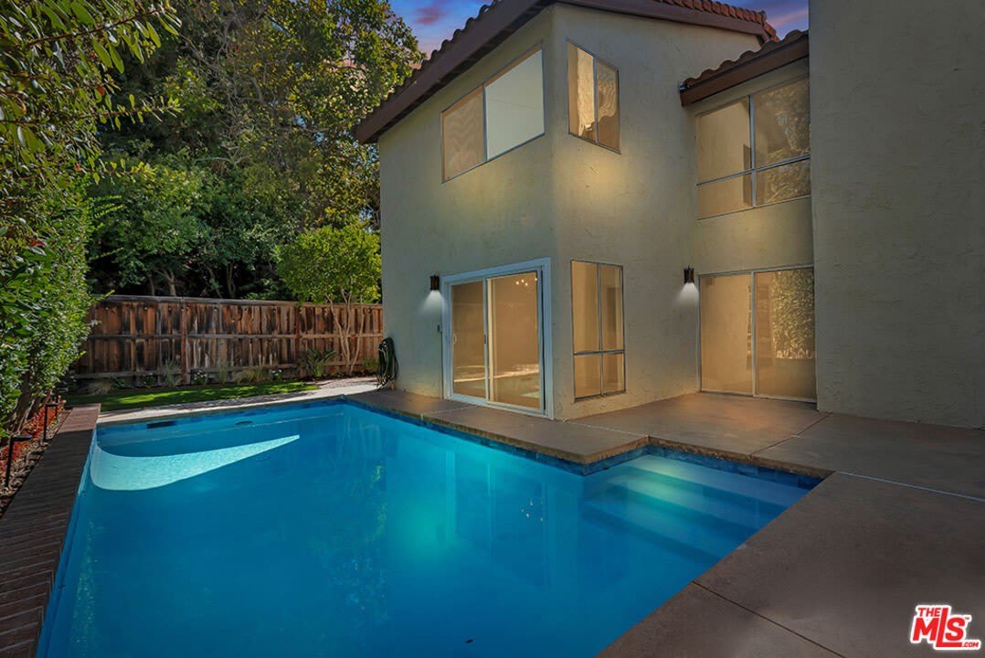 603 Racquet Club Ln – photo 3