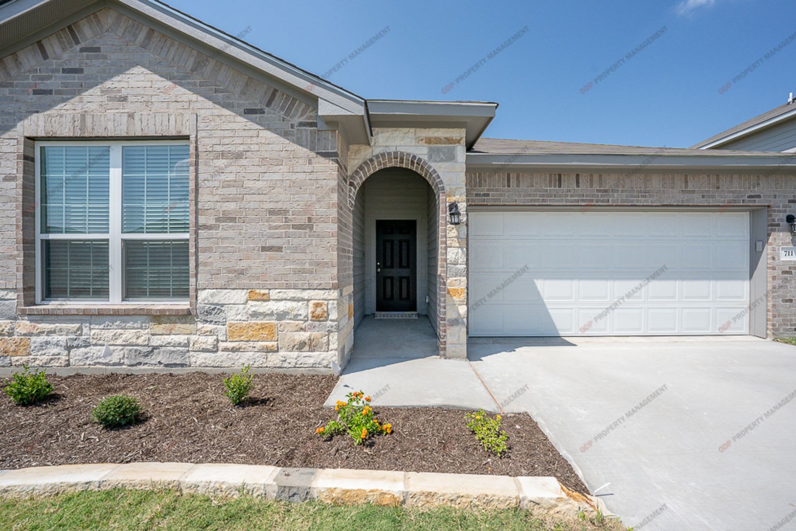 4 Bed 2 Bath Near Baylor Scott & White – photo 2