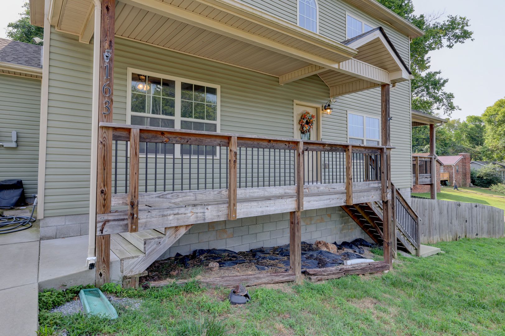 4 bed 2.5 bath Fresh paint and gorgeous layout. – photo 5