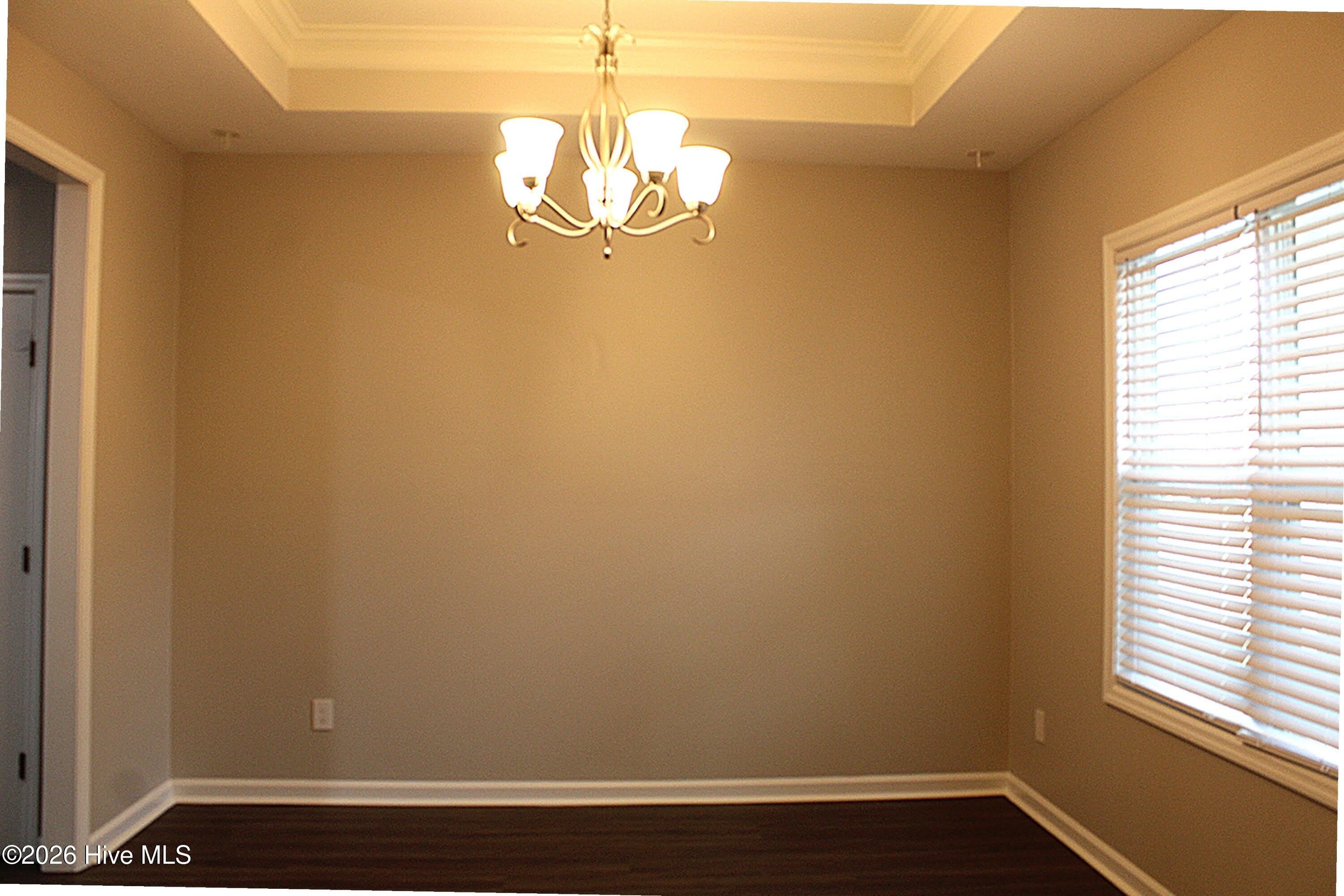 221 Seville Street – photo 4