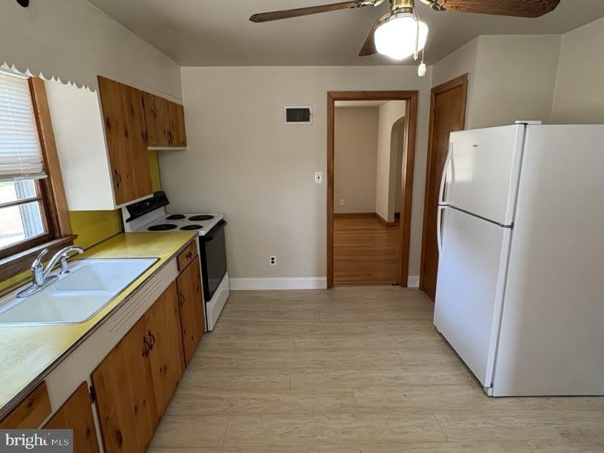 630 VINE Street – photo 3
