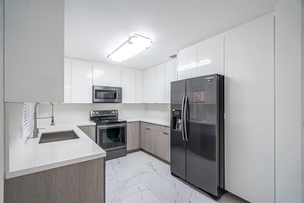 5536 Eton Court – photo 2