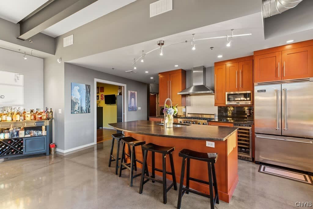 211 West Jefferson Street – photo 4