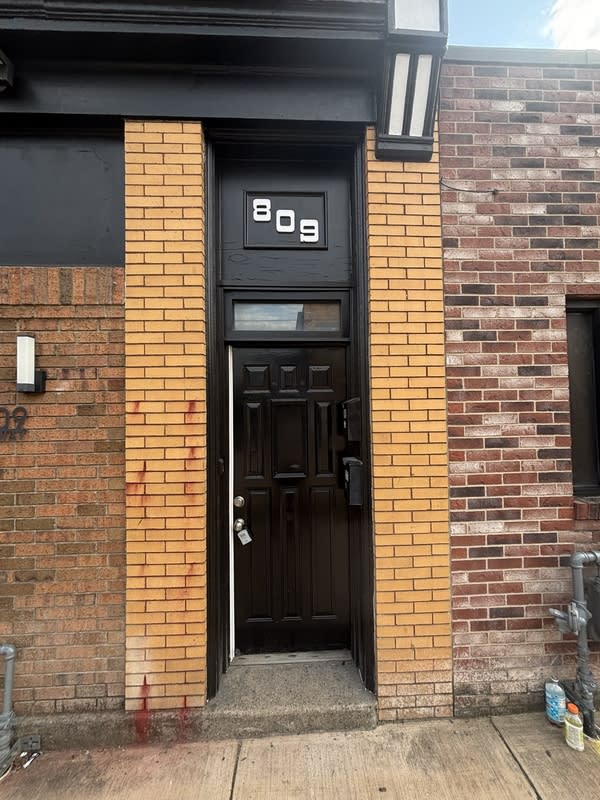 809 Broadway Avenue 2 – photo 1