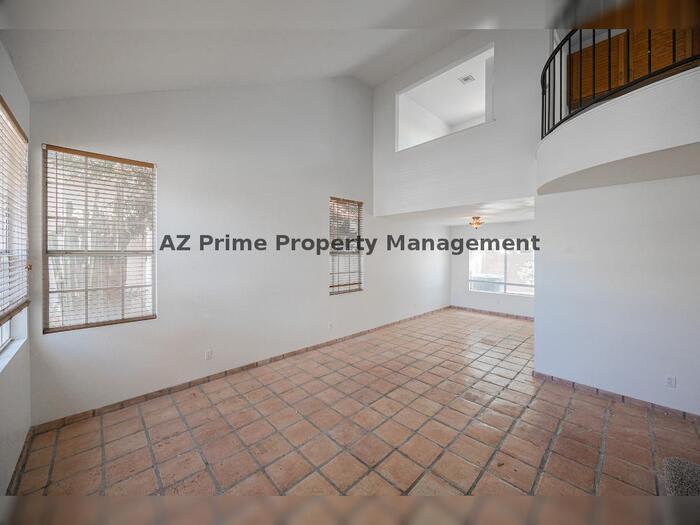 489 West Carmen Street – photo 5