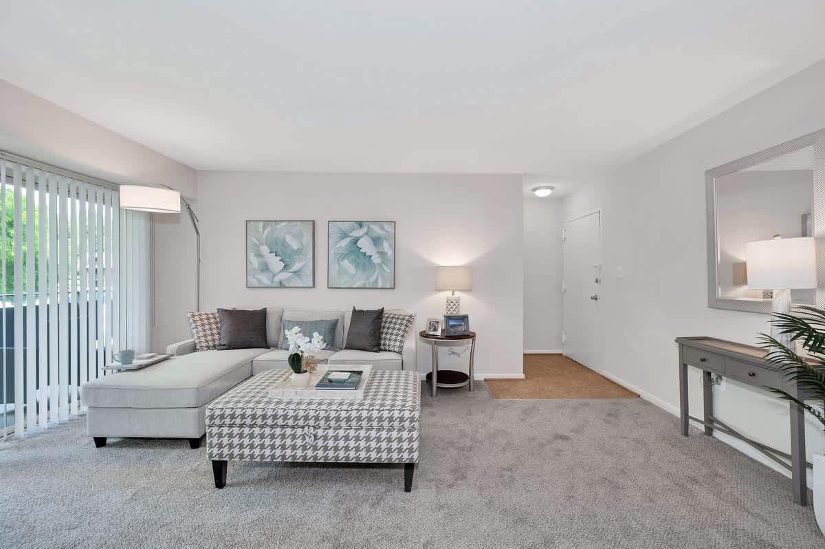Margate Manor Apartments – photo 2