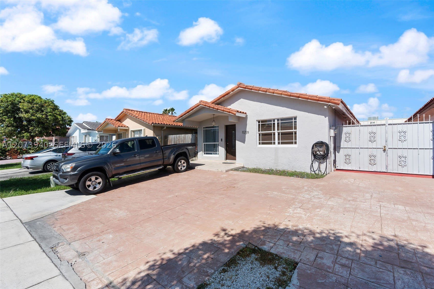 11259 NW 88th Ave – photo 2