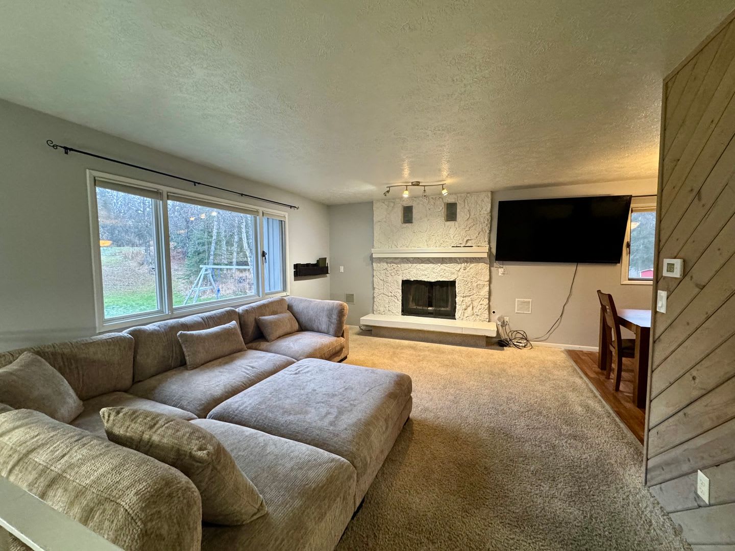SEASONAL FURNISHED RENTAL – photo 4
