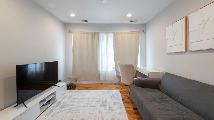 7225 N Rogers – photo 5