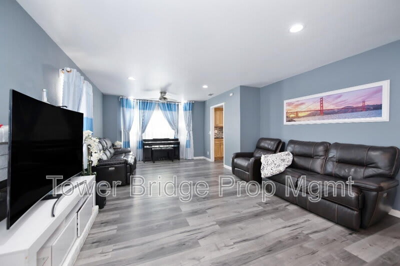 8924 La Margarita Way – photo 2