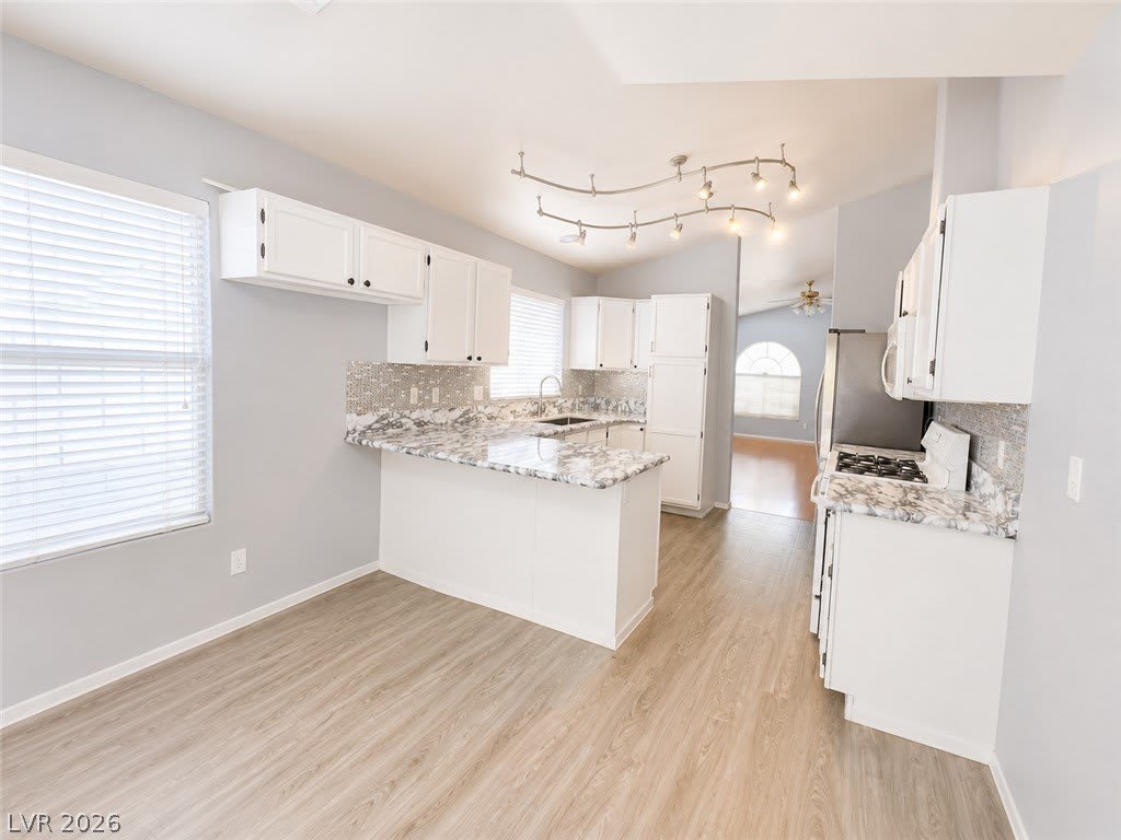 7945 Cherry Valley Circle – photo 5