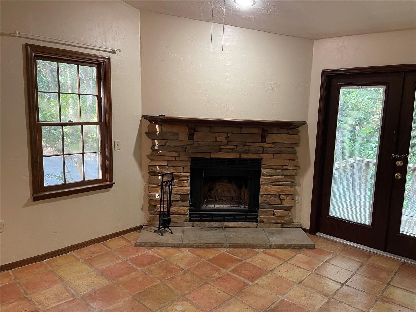 5213 SW 92ND Court – photo 4