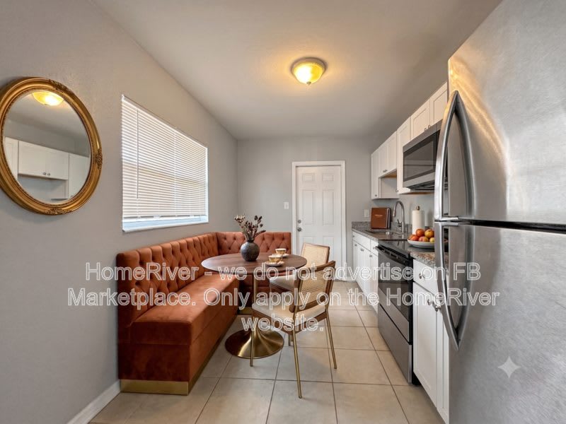 4903 S 85Th St – photo 3