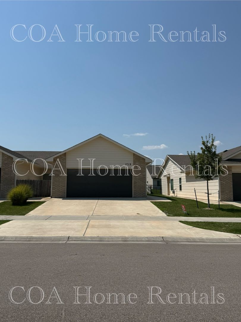 Great West Side Location – photo 2