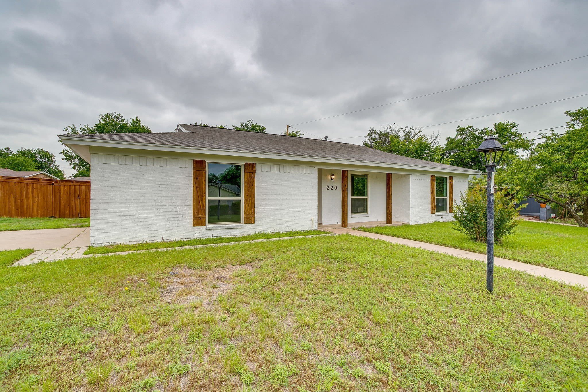220 Rolling Hills Drive – photo 2