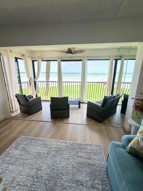 865 S GULFVIEW Boulevard – photo 2