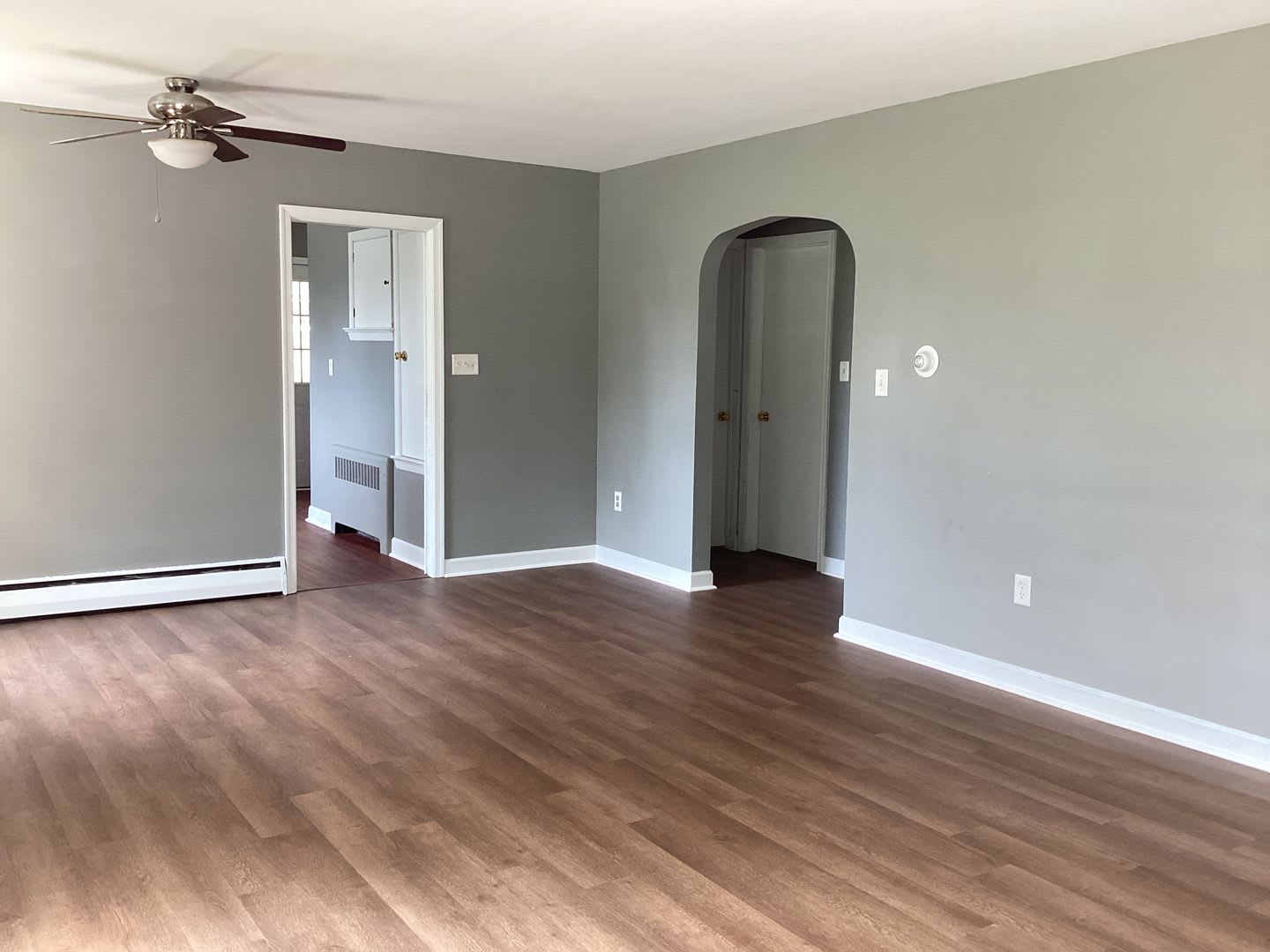 House 320 Landis Ave – photo 3