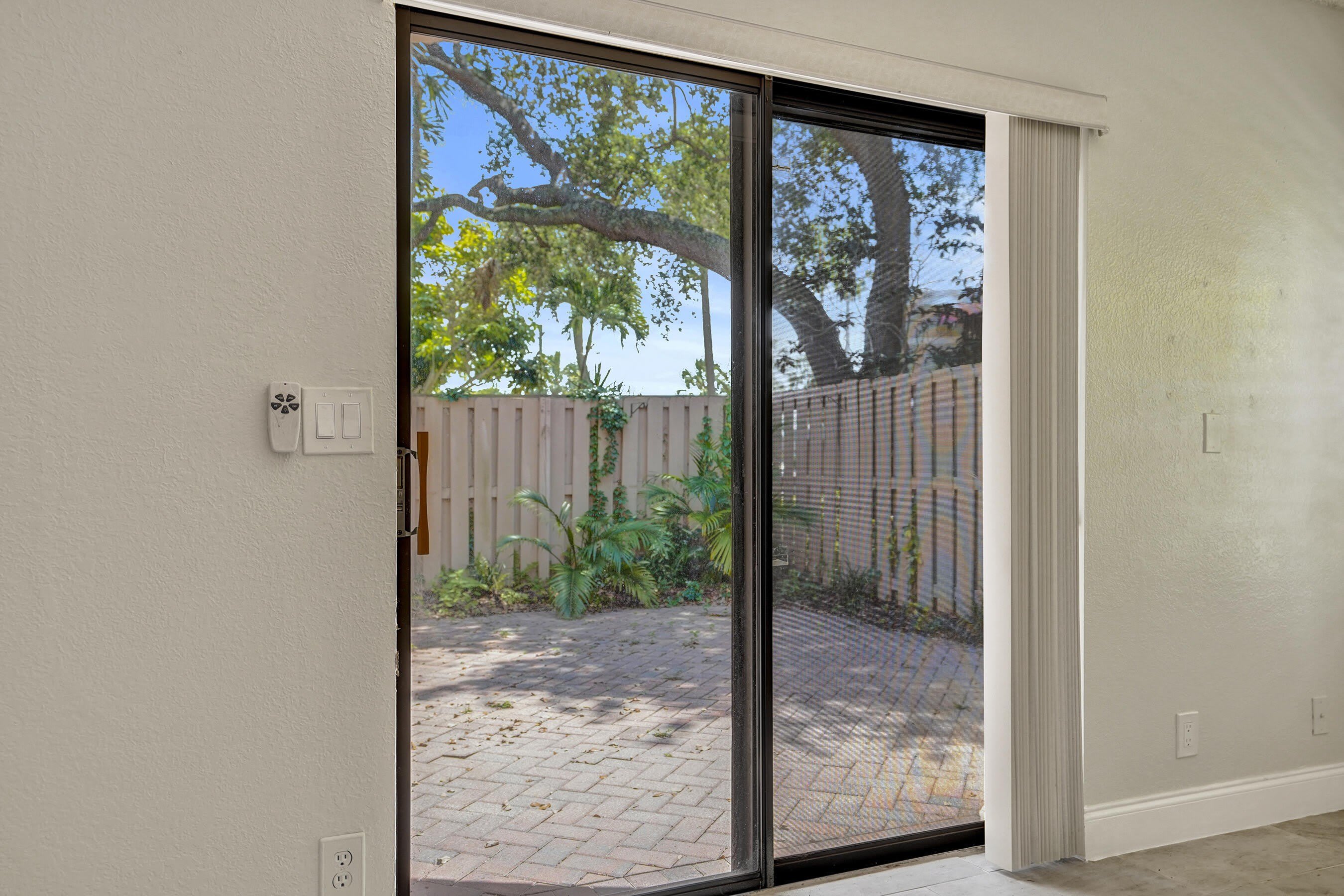 4260 Village Drive – photo 5