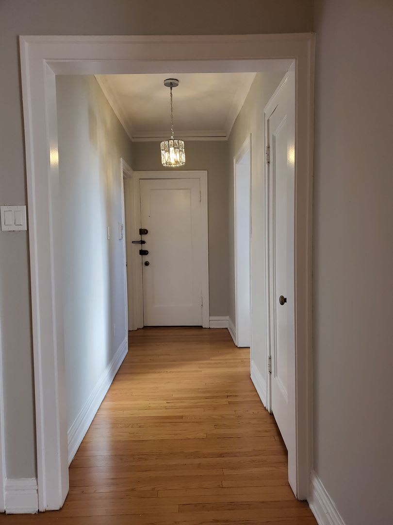 1619 W Thome Ave – photo 4
