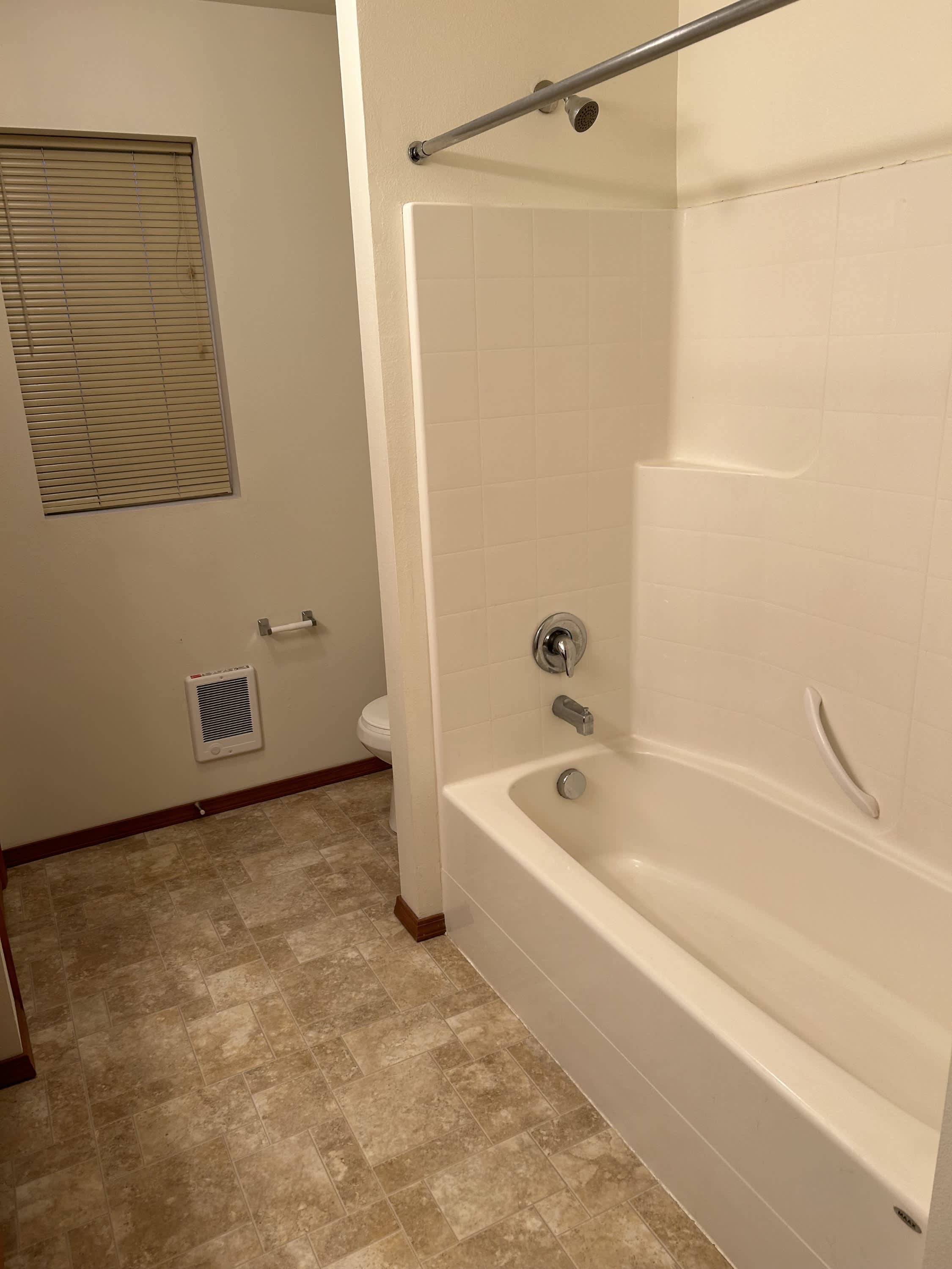 4523 North Sullivan Road – photo 2