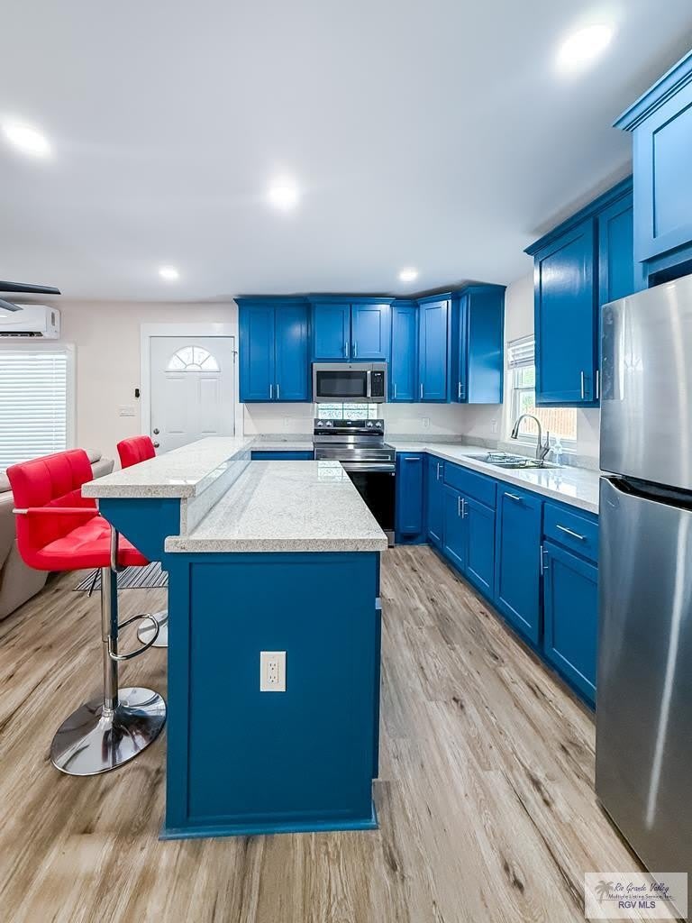1000 ZARAGOSA ST. – photo 4