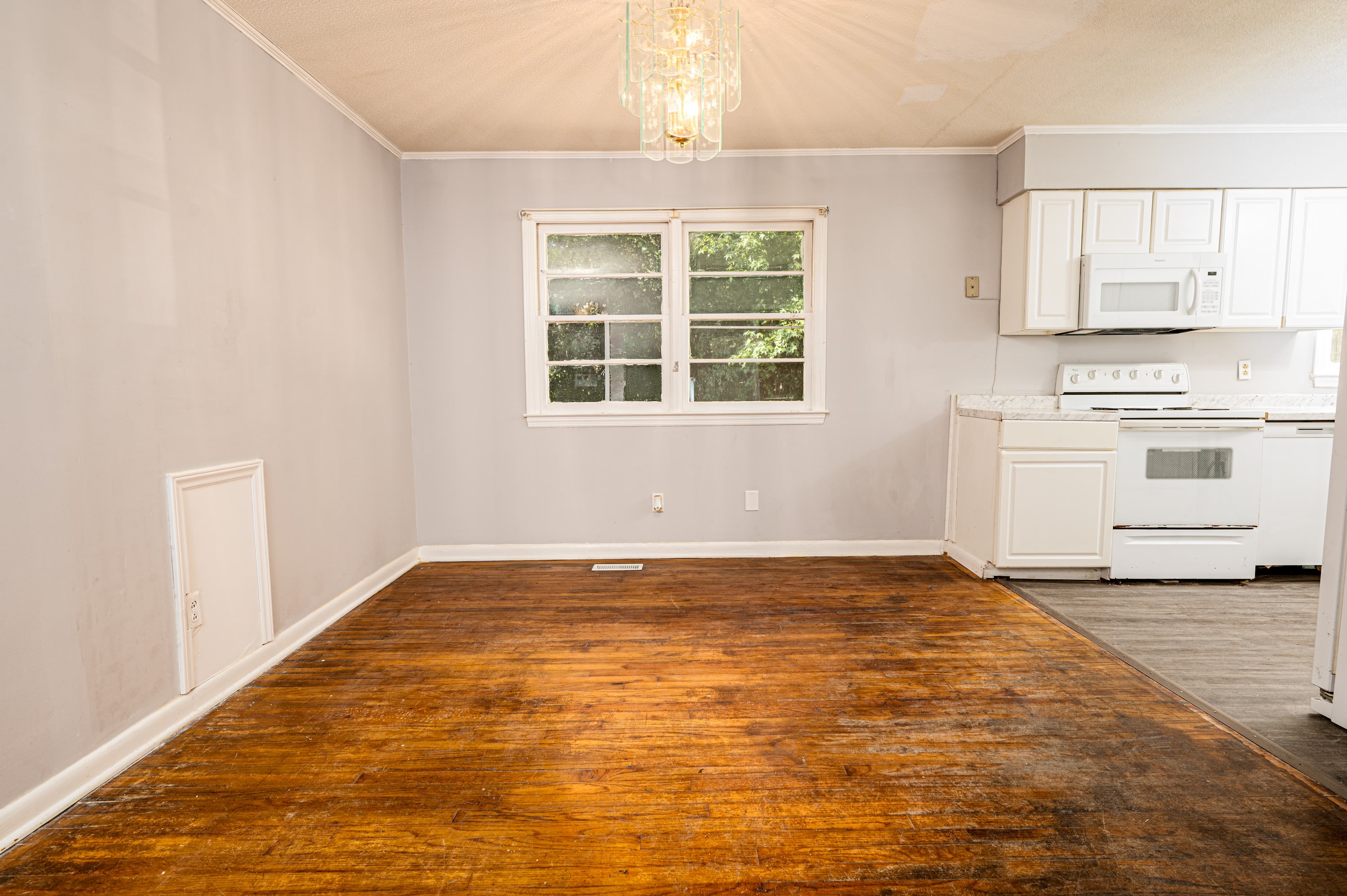 3021 Madison Avenue – photo 5