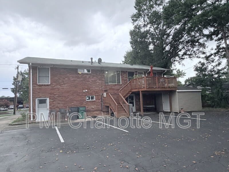 5315 Greenbrook Dr – photo 2