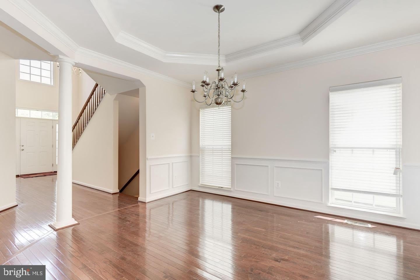 3795 LOUISE Avenue – photo 4