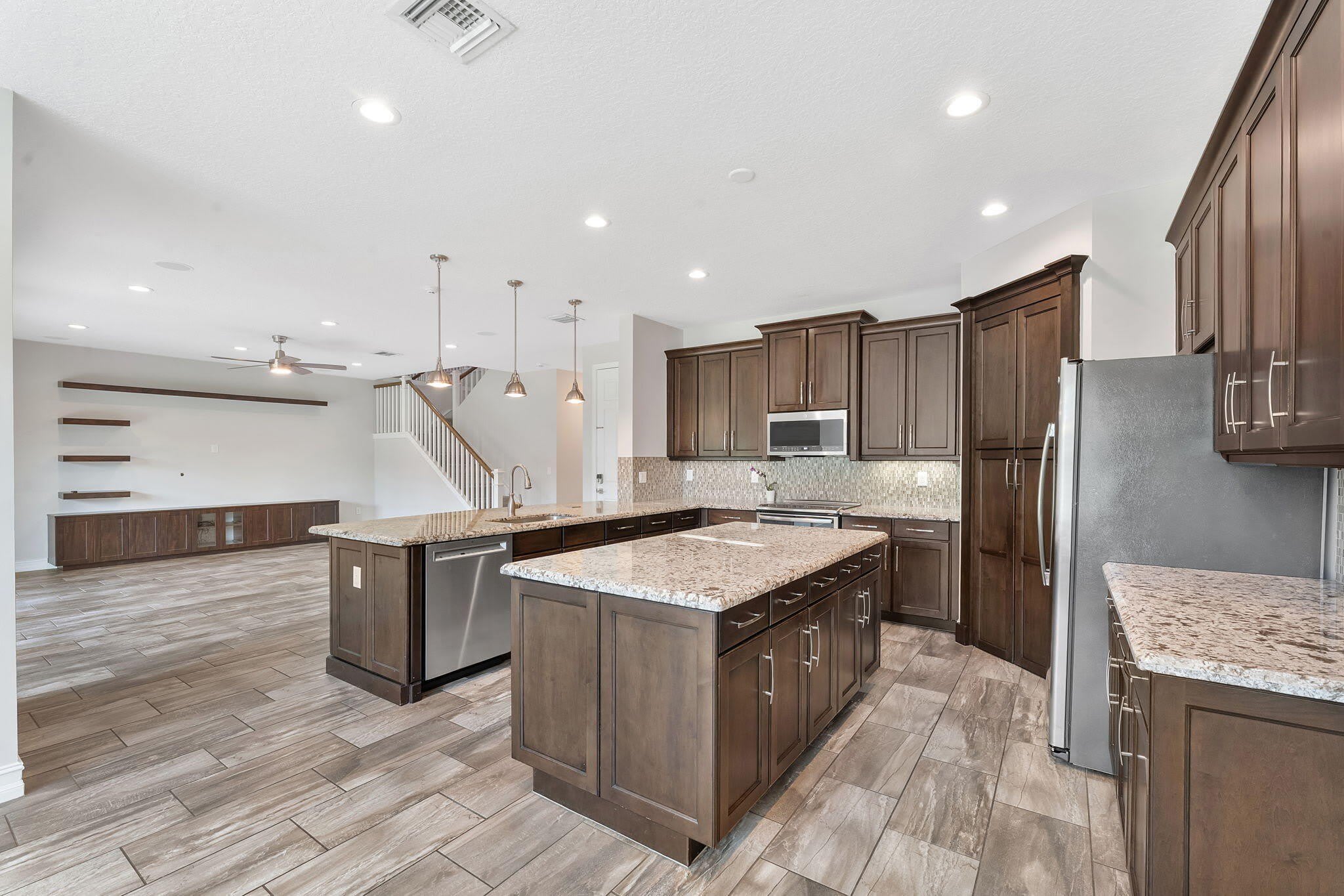 14545 Alabaster Avenue – photo 4