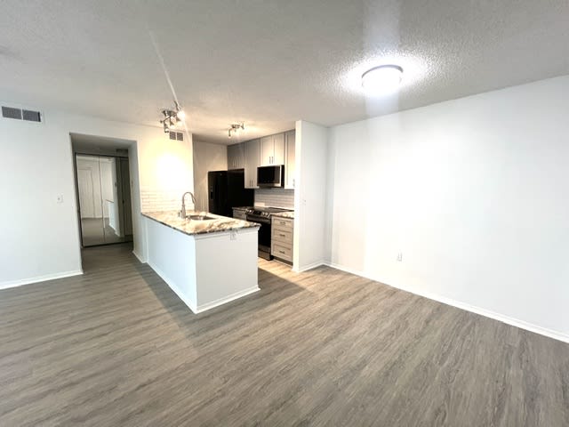 4107 Chatham Oak Ct – photo 3