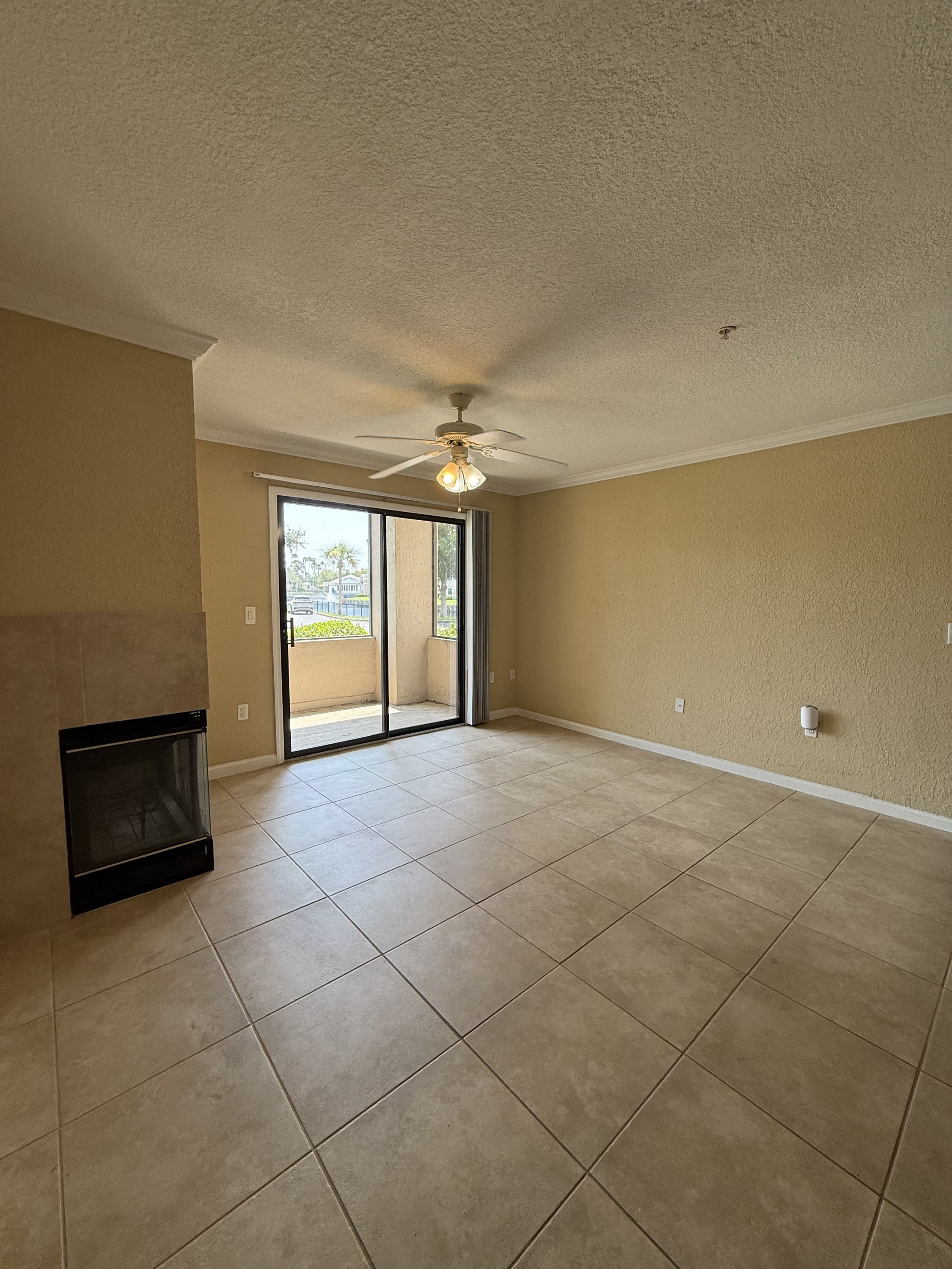 800 Boardwalk Dr. #617B617 – photo 2