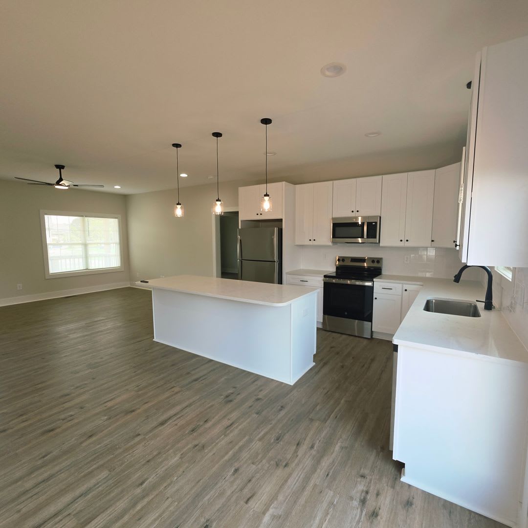 FOR RENT NEW CONSTRUCTION HOME – photo 3