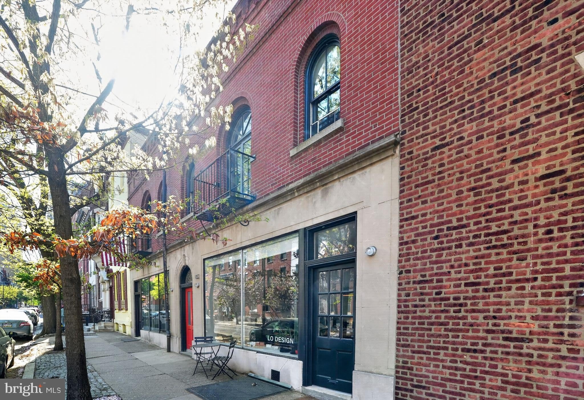 2116 LOCUST Street – photo 2