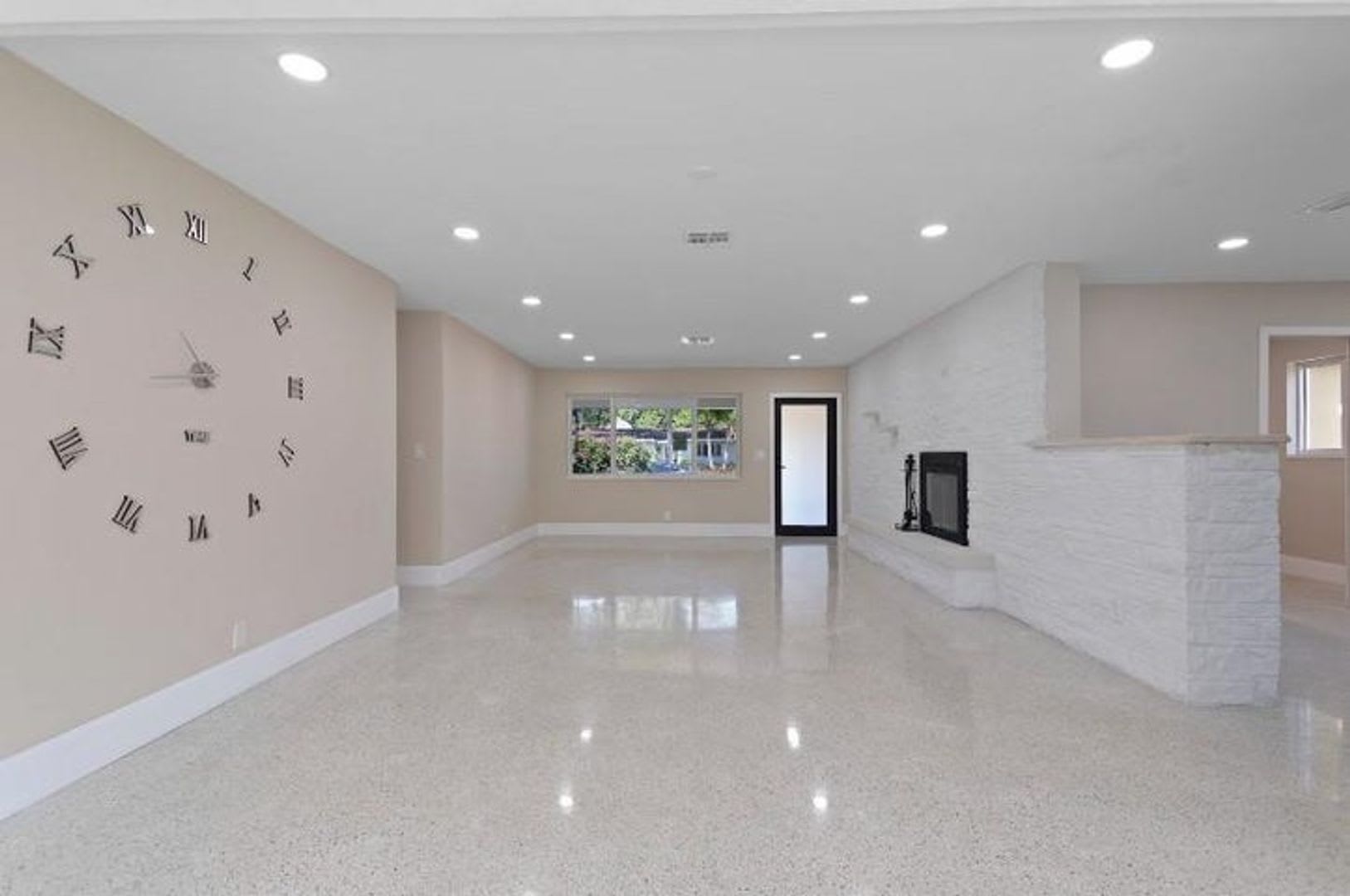 570 Se 2Nd Avenue Pompano Beach Fl 33060 8037 – photo 5
