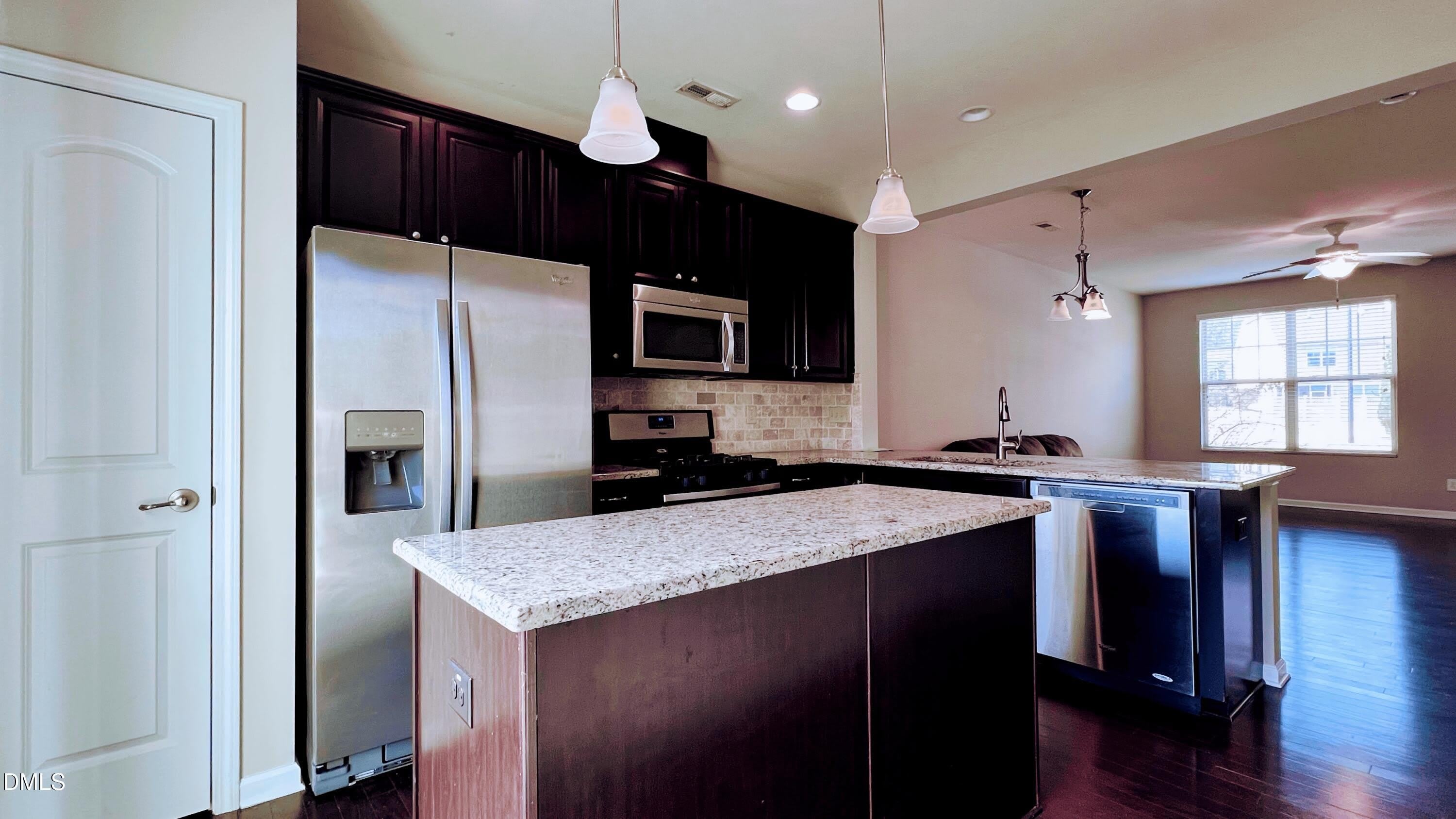 15 Pilatus Drive – photo 5