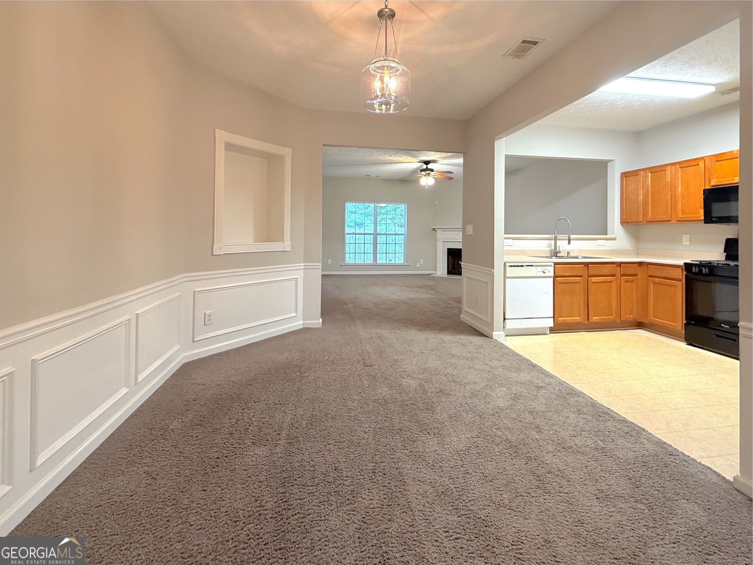 3845 Grovemont Place – photo 4