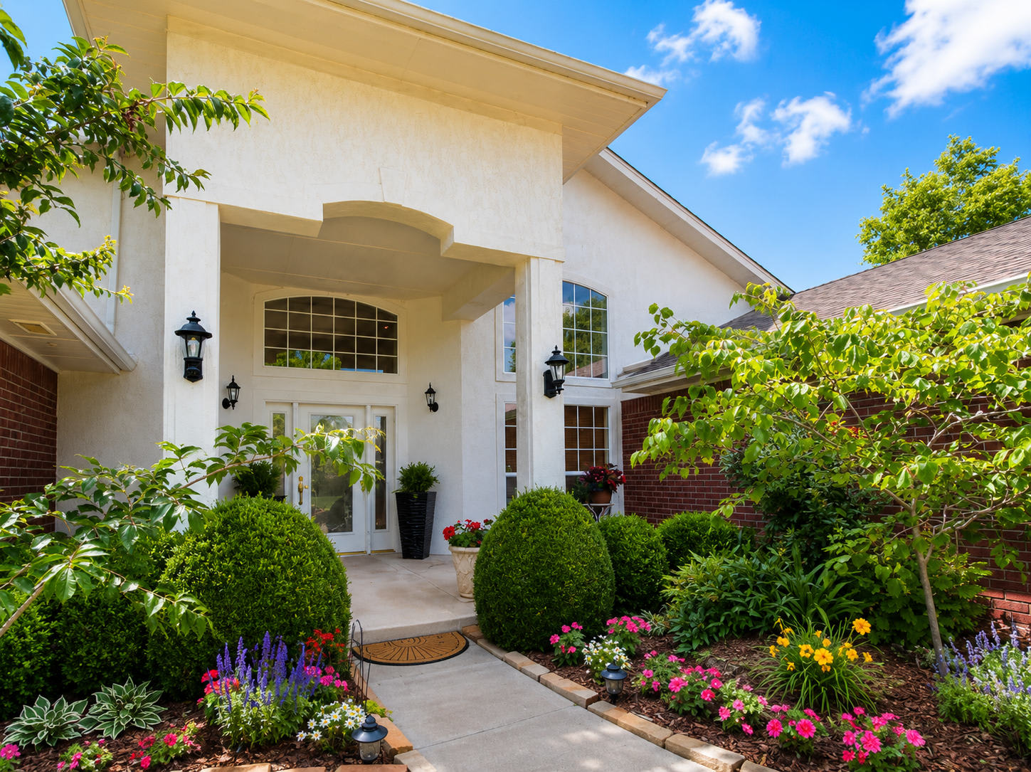 13600 Lakeshore Dr – photo 2