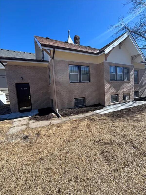 1320 New Hampshire St – photo 2
