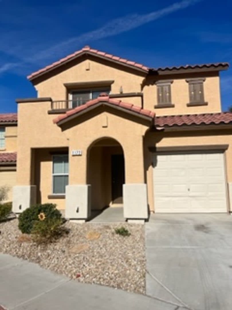 Henderson 3 Bedroom in Gated Community! – photo 2