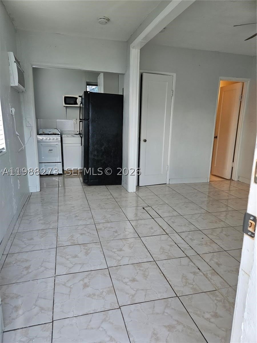 1437 NE 110th Ter – photo 1
