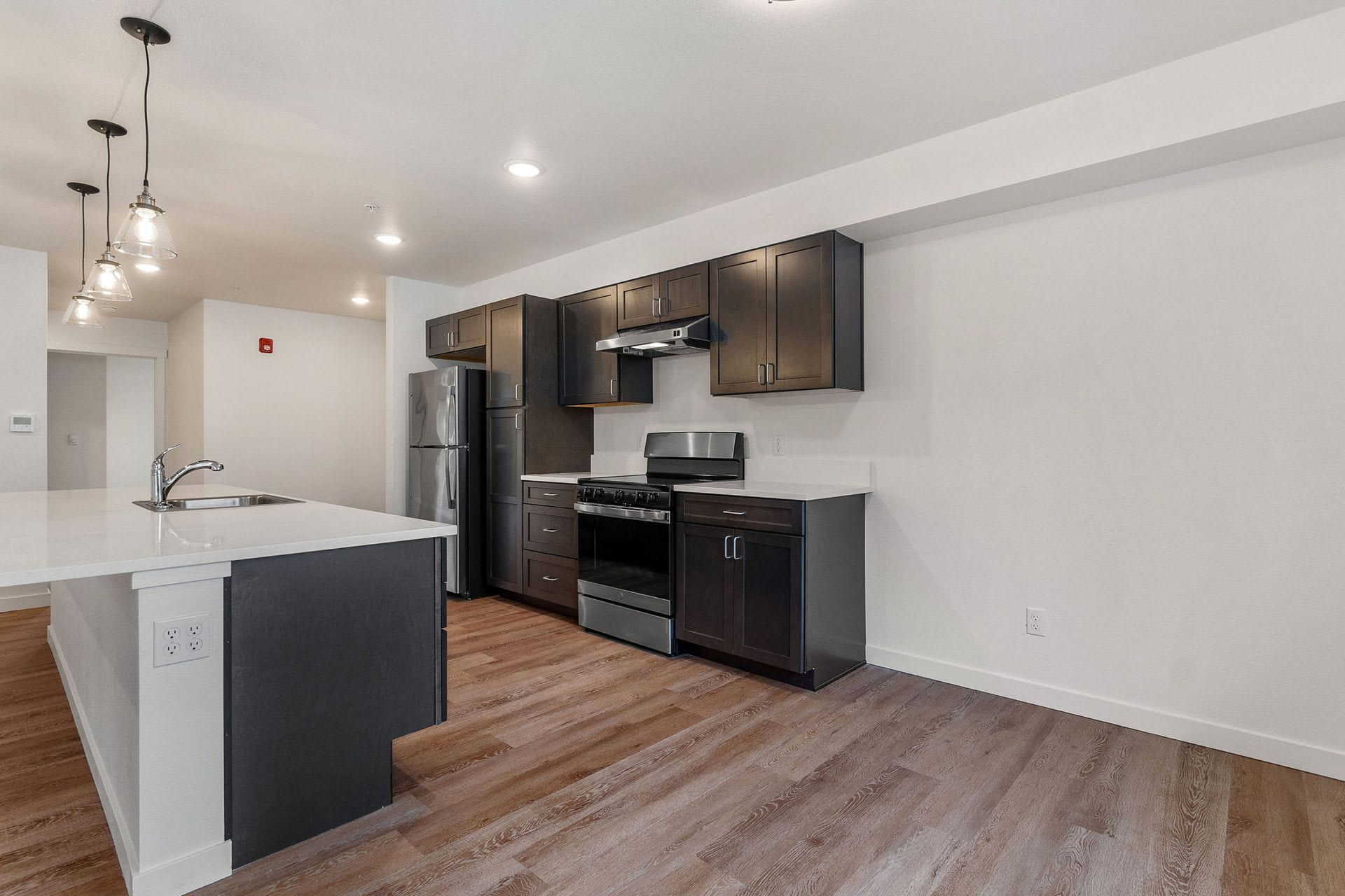 TOUR TODAY. APPLY TODAY. GET 1 MONTH FREE RENT! – photo 4