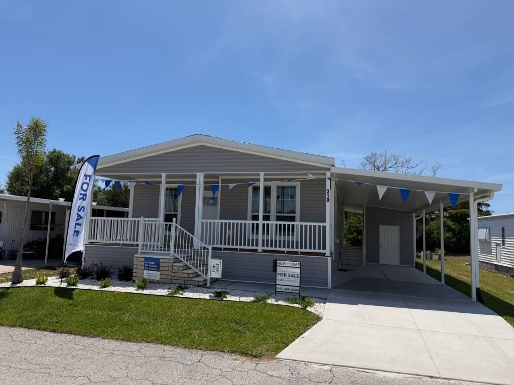 310 8th Street – photo 1