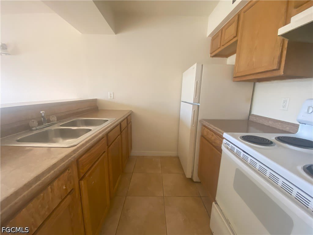 2229 Central Avenue – photo 5