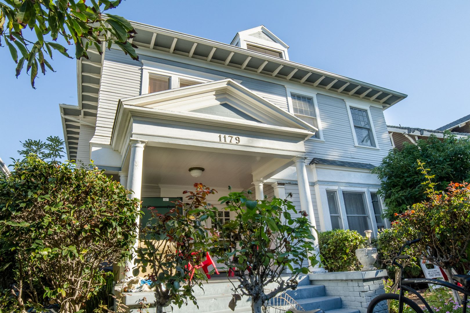 The Carina Victorian Home near the Row! – photo 1