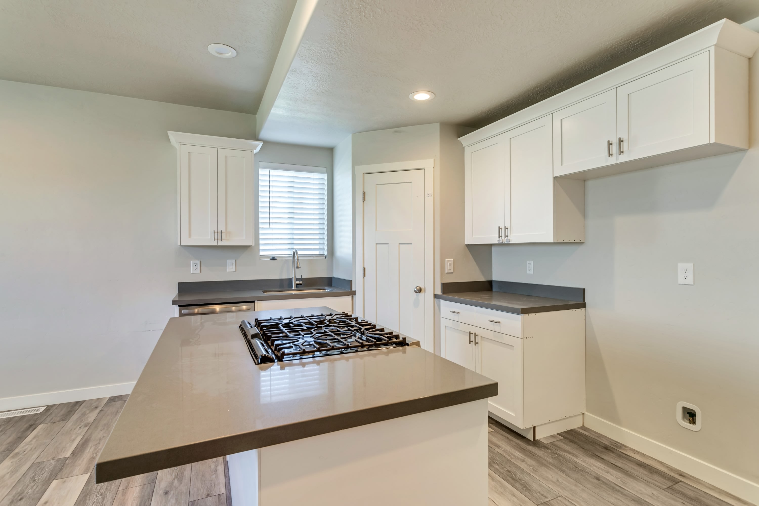 808 S 1710 E – photo 5