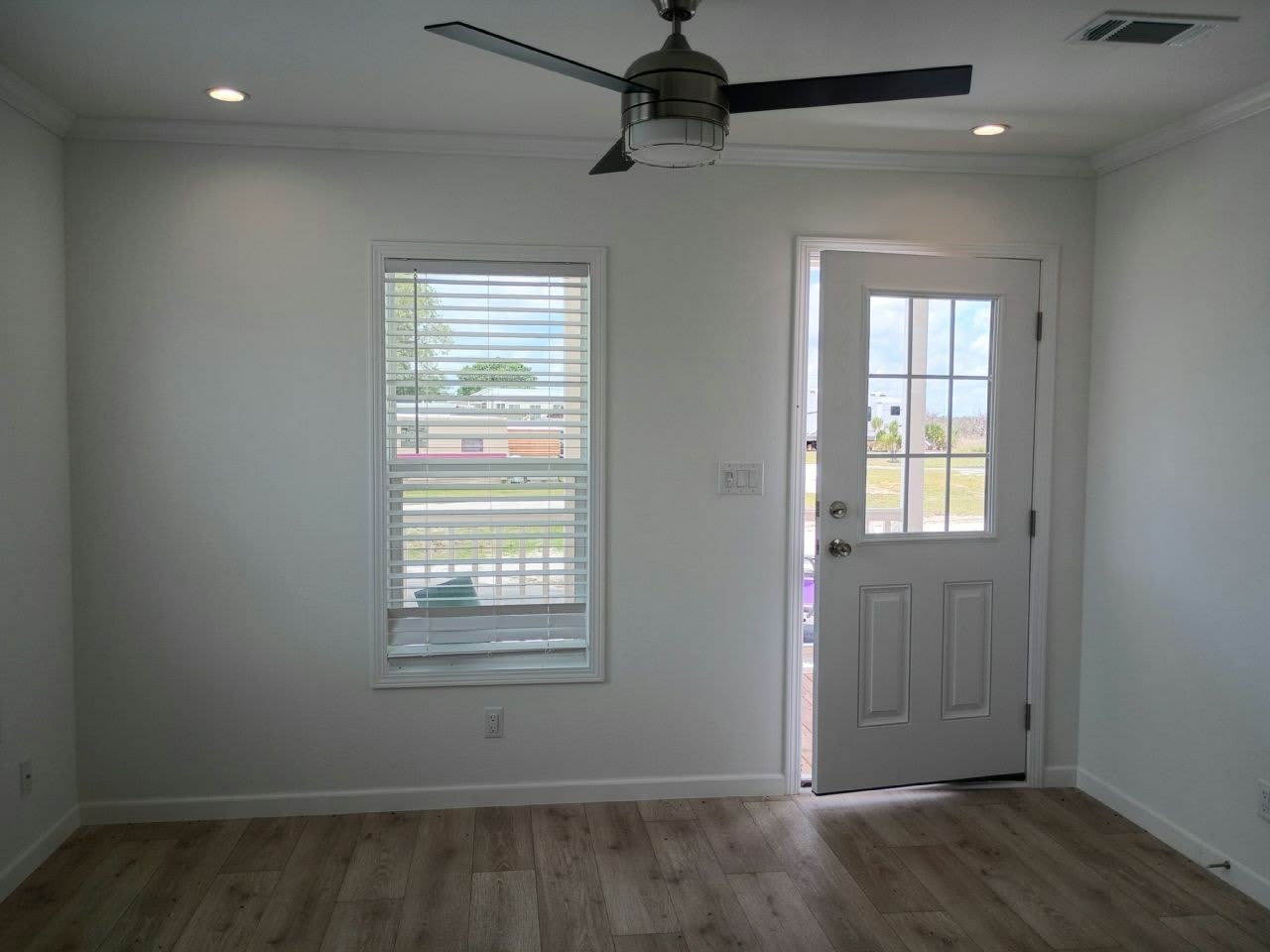 32 Lily Dr – photo 4